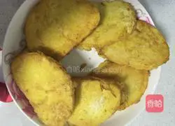 Illustration of how to make fried steamed bun slices 4