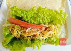 Illustration of how to make single-bread rolls 12