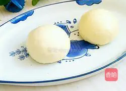 Illustration of how to make milk-flavored steamed buns 10