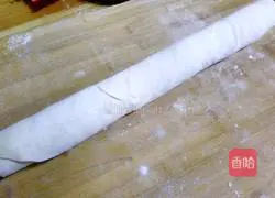 Illustration of how to make hand-made noodles 4
