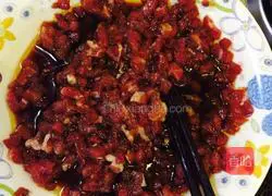 Illustration of how to make three fresh dumplings 3