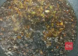 Illustration of how to make soy sauce fried noodles 5