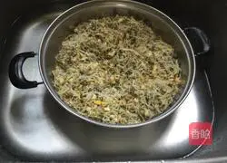 Illustration of making large dumplings 8