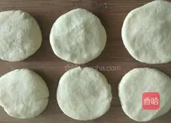 Illustration of how to make clear soup cornmeal pancakes 3