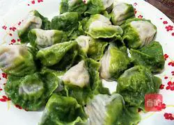 Illustration of how to make green shepherd's purse dumplings 9