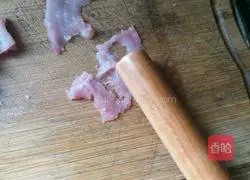 Illustration of homemade wonton meat 3