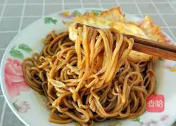 5-minute quick breakfast soy sauce noodles recipe 4