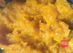 Pumpkin Illustration of how to make steamed buns 2