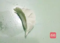 Illustration of how to make crystal dumplings 6