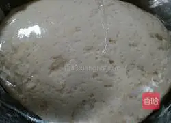 Illustration of how to make pork and fennel stuffed buns 6