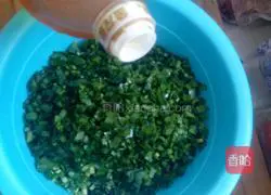 Illustration of how to make shepherd’s purse and egg-filled buns 5