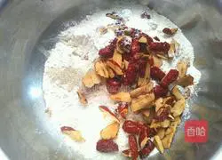 Illustration of making red date steamed buns 2