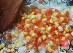 Illustration of home-cooked Yangzhou fried rice 7