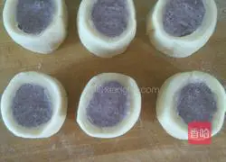 Illustration of how to make two-color milk steamed buns 12