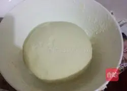 Illustration of how to make leek and egg dumplings 1