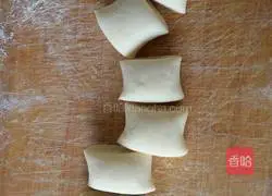 Vegetarian filling Illustration of how to make dumplings 11