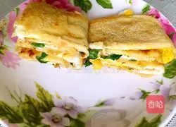 Illustration of how to make multi-grain noodle egg pancakes 7
