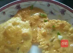 Illustration of how to make egg and green onion cake 4