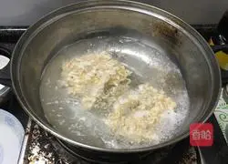 Illustration of how to make noodles with scallion oil 1