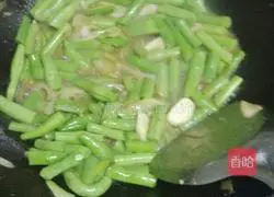 Illustration of hand-made soup noodles 14