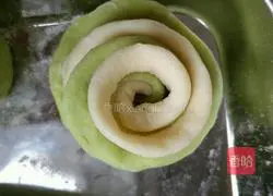 Illustration of how to make steamed buns 1