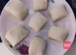 Illustration of how to make milk steamed buns (making milk powder) 11
