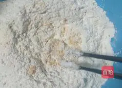 Illustration of how to make little mouse sweet steamed buns 7