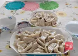 Illustration of how to cook dumplings without breaking the skin 13