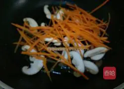 Illustration of three fresh fried noodles 6