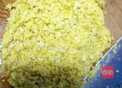 Illustration of how to make vegetarian dumpling fillings 5