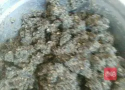 Illustration of how to make sesame glutinous rice balls 4