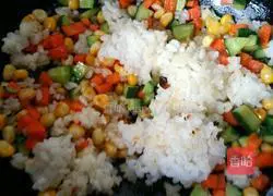 Illustration of how to make pineapple corn chicken fried rice 10