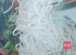 Assorted ham and eggs Illustration of how to make fried noodles 6