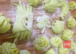 Illustration of how to make spinach steamed buns 6