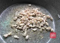 Illustration of how to make salted fish and chicken fried rice 7