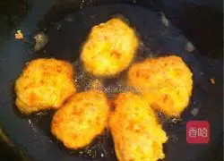 Egg white meat Illustration of how to make cake 5