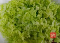 Illustration of how to make clear soup hand-pushed wontons 6