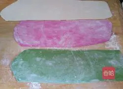 Illustration of how to make fruit and vegetable colored noodles 12