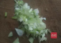 Illustration of how to make golden egg fried rice 3