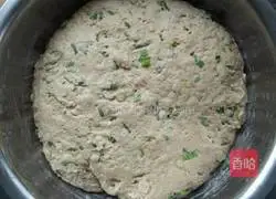 Illustration of how to make multi-grain pancakes with chopped green onion 5