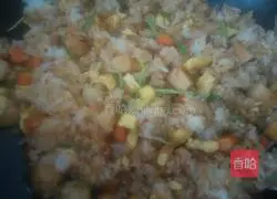 Egg Fried Rice Recipe Illustration 7