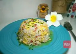 Illustration of how to make bacon and egg fried rice 6