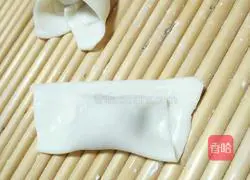 Illustration of how to make wontons 5