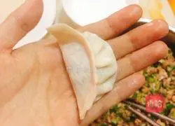 Illustration of how to make dumplings stuffed with chives 7