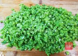 Illustration of how to make cowpea and pork dumplings 5