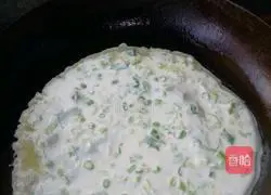 Illustration of how to make egg pancakes 4