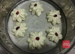 Milk chrysanthemum steamed buns recipe 19