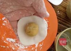 Illustration of how to make sweet potato pancakes 8