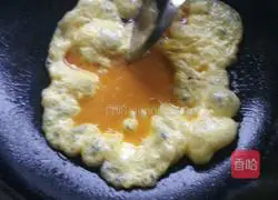 Illustration of how to make egg fried rice 6