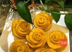 Illustration of how to make pumpkin steamed buns with roses 7